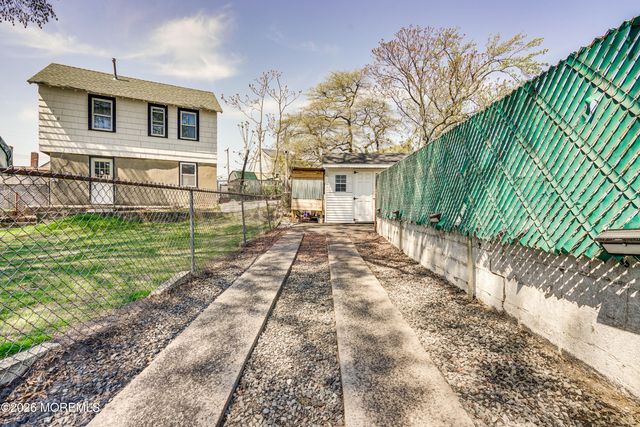 17 Walters Street, Keansburg, NJ 07734