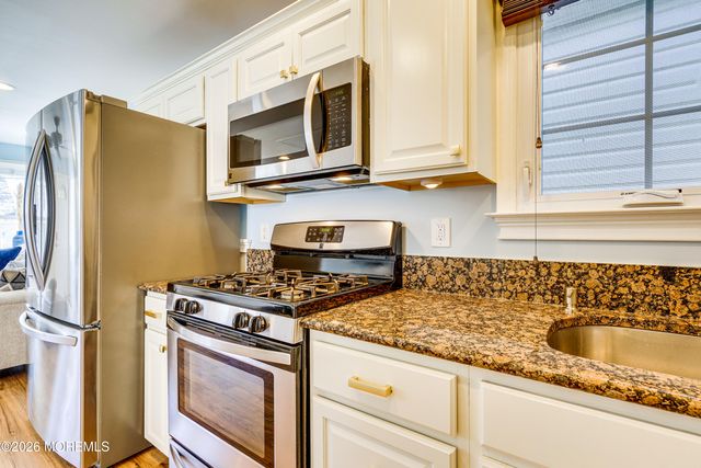17 Walters Street, Keansburg, NJ 07734