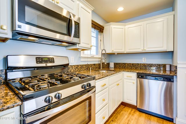 17 Walters Street, Keansburg, NJ 07734