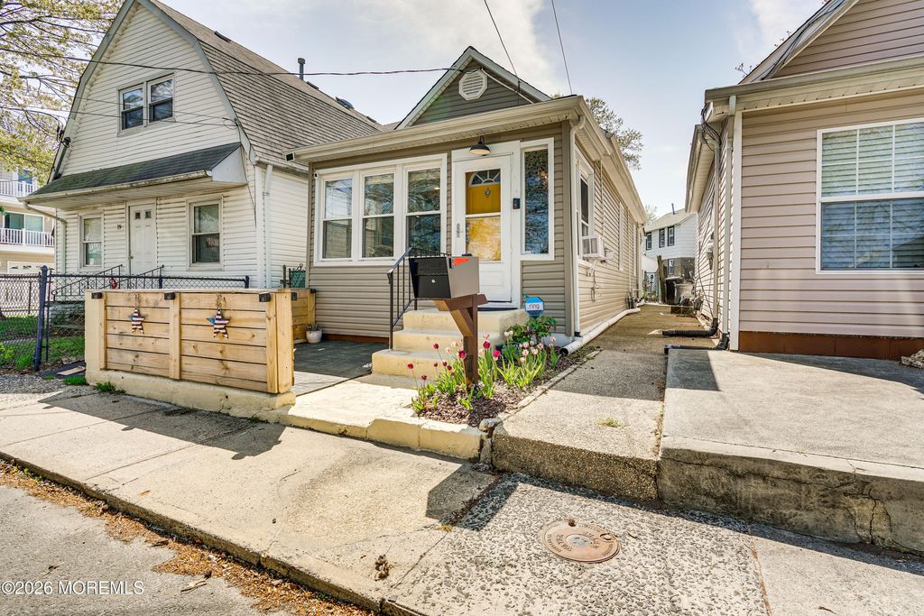 17 Walters Street, Keansburg, NJ 07734