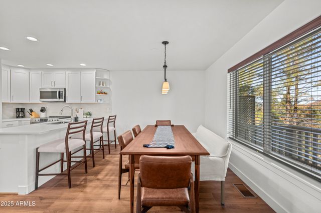 6024 E MOUNTAIN OAKS Drive, Flagstaff, AZ 86004