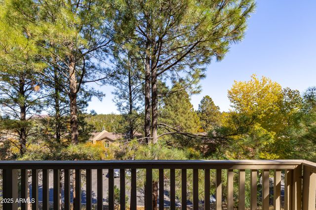 6024 E MOUNTAIN OAKS Drive, Flagstaff, AZ 86004