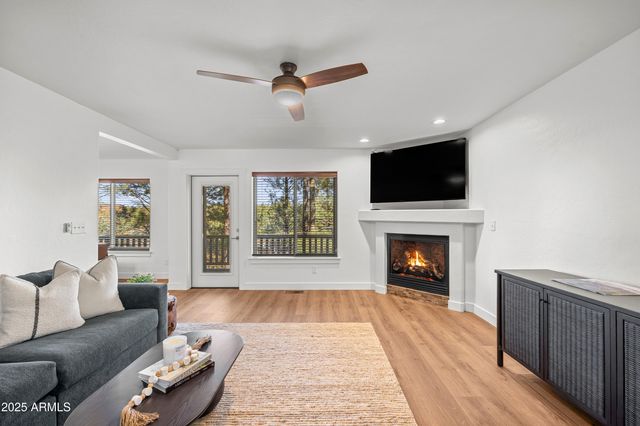 6024 E MOUNTAIN OAKS Drive, Flagstaff, AZ 86004