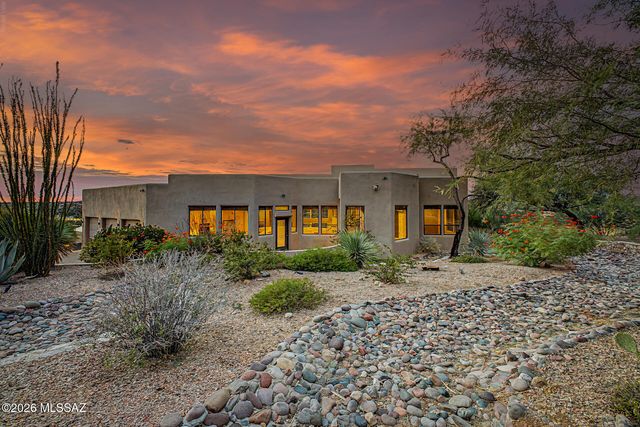 1751 E Buck Ridge Place, Tucson, AZ 85737