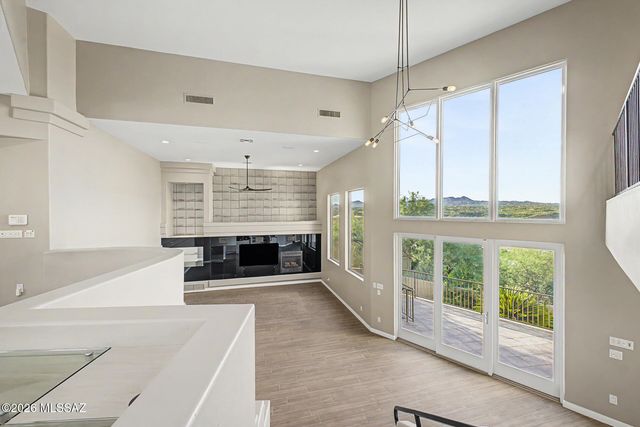 1751 E Buck Ridge Place, Tucson, AZ 85737
