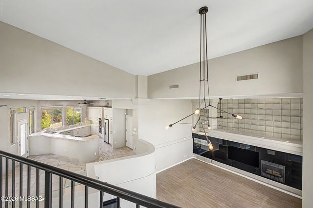 1751 E Buck Ridge Place, Tucson, AZ 85737