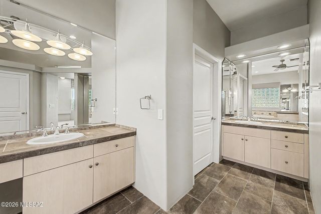 1751 E Buck Ridge Place, Tucson, AZ 85737