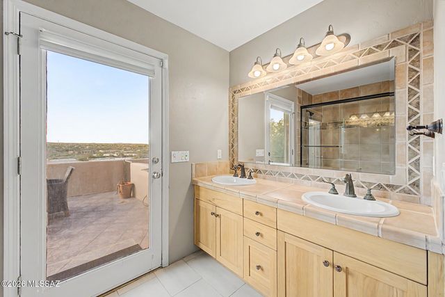 1751 E Buck Ridge Place, Tucson, AZ 85737