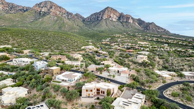 1751 E Buck Ridge Place, Tucson, AZ 85737