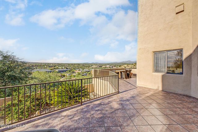 1751 E Buck Ridge Place, Tucson, AZ 85737