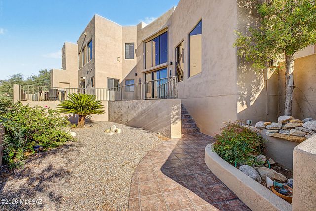 1751 E Buck Ridge Place, Tucson, AZ 85737