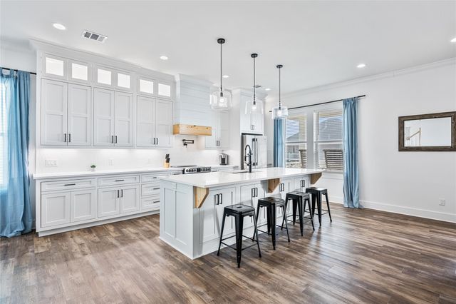 2301 Trinidad Drive, Crystal Beach, TX 77650