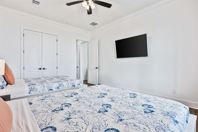 2301 Trinidad Drive, Crystal Beach, TX 77650