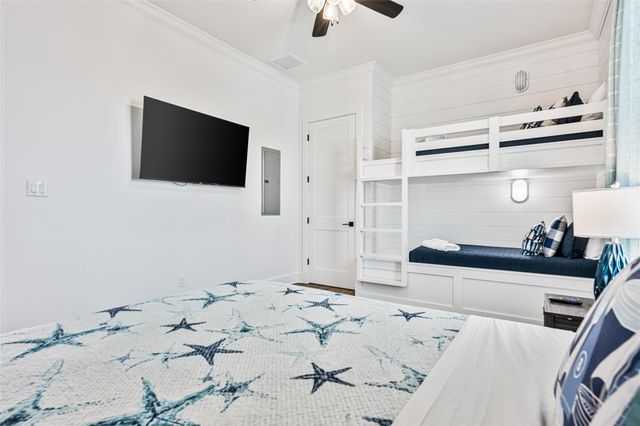 2301 Trinidad Drive, Crystal Beach, TX 77650