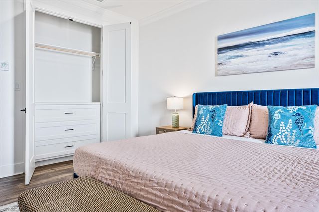 2301 Trinidad Drive, Crystal Beach, TX 77650