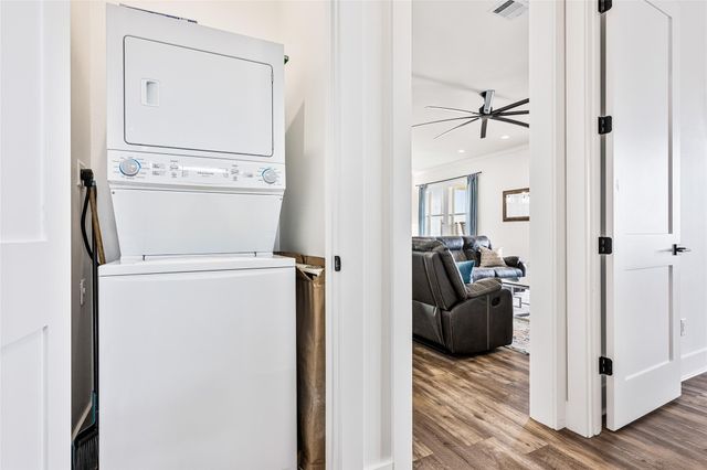 2301 Trinidad Drive, Crystal Beach, TX 77650