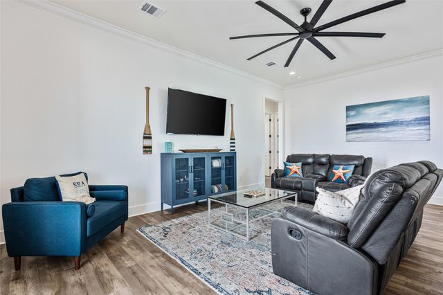 2301 Trinidad Drive, Crystal Beach, TX 77650