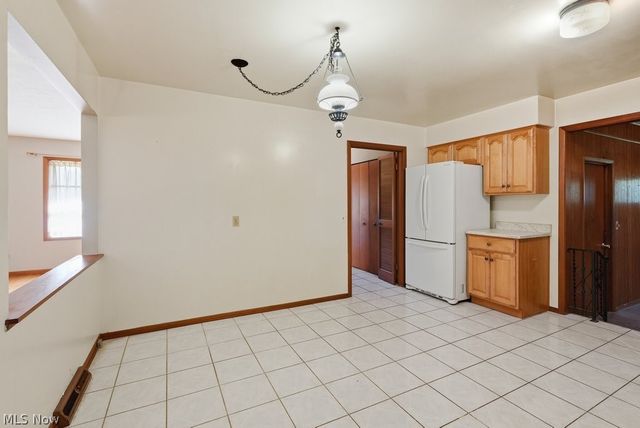 33305 W Sharondale Drive, Solon, OH 44139