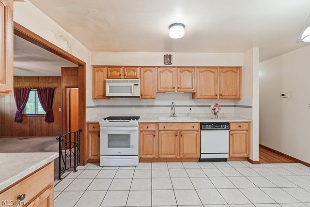33305 W Sharondale Drive, Solon, OH 44139