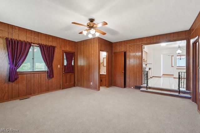 33305 W Sharondale Drive, Solon, OH 44139