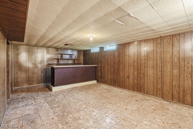 33305 W Sharondale Drive, Solon, OH 44139