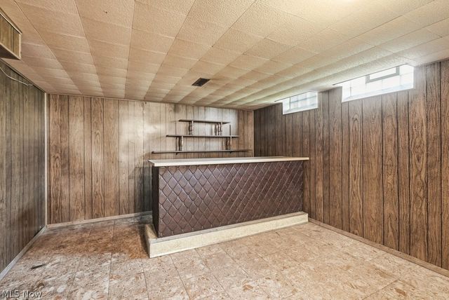 33305 W Sharondale Drive, Solon, OH 44139