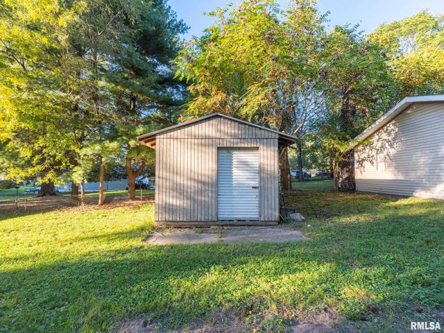 118 N ROOSEVELT Street, North Pekin, IL 61554