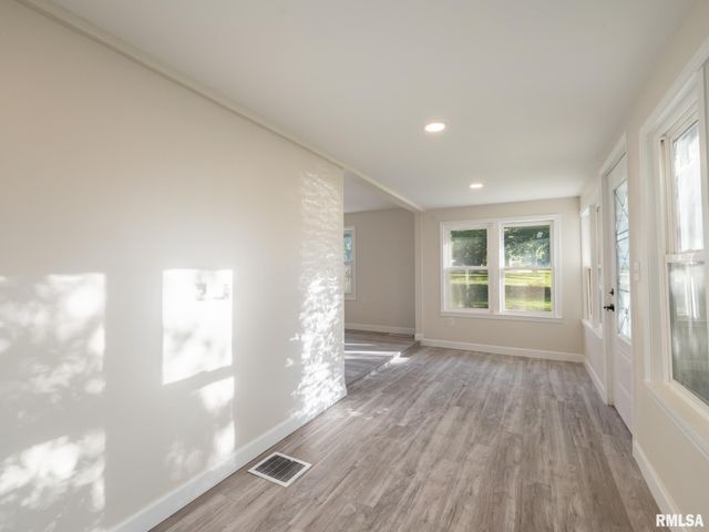 118 N ROOSEVELT Street, North Pekin, IL 61554