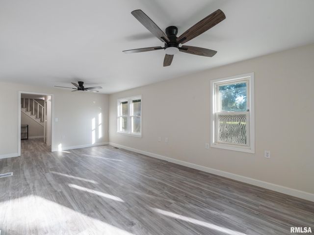 118 N ROOSEVELT Street, North Pekin, IL 61554