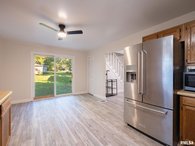 118 N ROOSEVELT Street, North Pekin, IL 61554