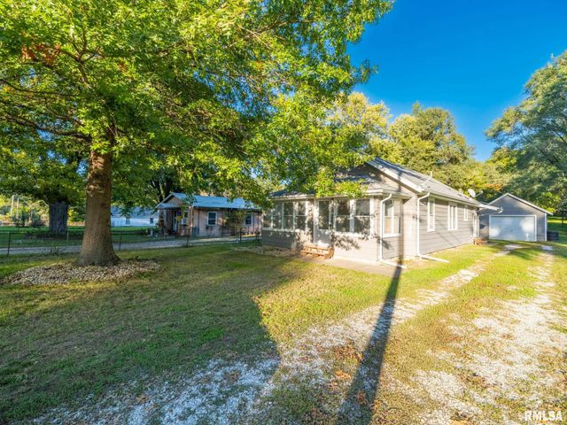 118 N ROOSEVELT Street, North Pekin, IL 61554