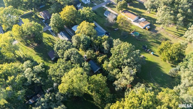 118 N ROOSEVELT Street, North Pekin, IL 61554
