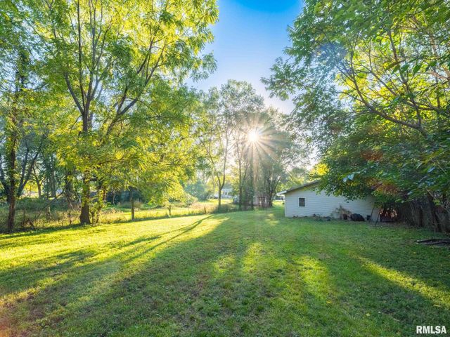 118 N ROOSEVELT Street, North Pekin, IL 61554