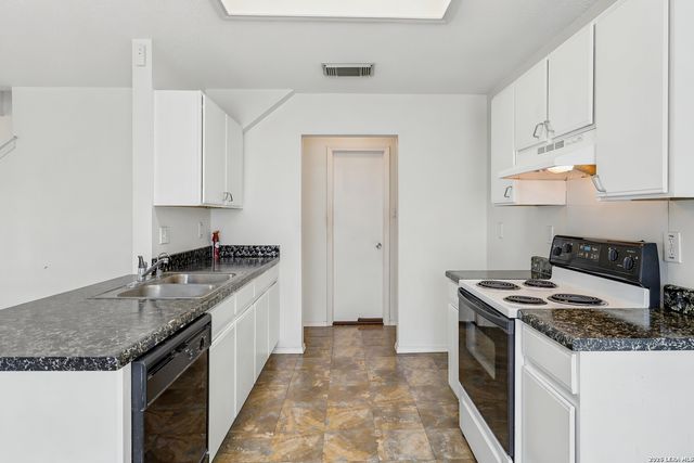 10115 PADDLEFISH CRK, San Antonio, TX 78245