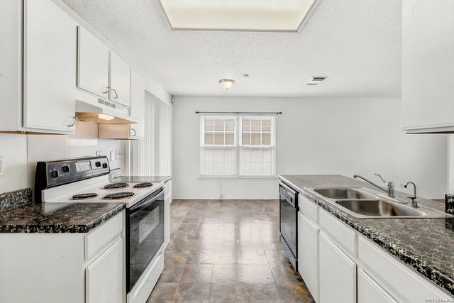 10115 PADDLEFISH CRK, San Antonio, TX 78245
