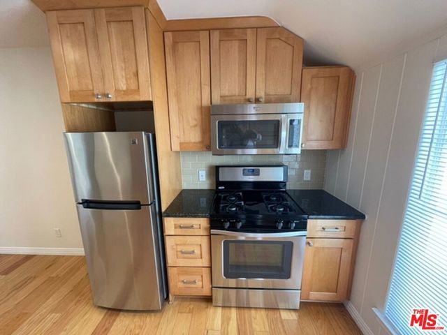 3192 Queensbury Drive, Los Angeles, CA 90064