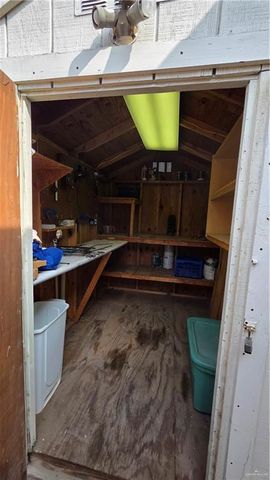 2420 Bobolink Circle W, Palmview, TX 78572