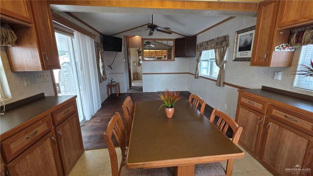 2420 Bobolink Circle W, Palmview, TX 78572