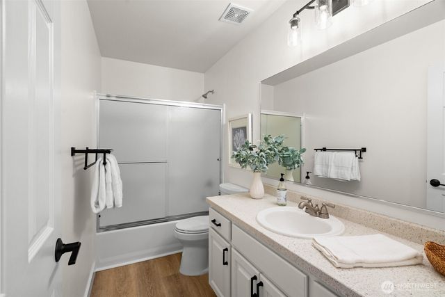27581 Heavenly Place NE, Kingston, WA 98346