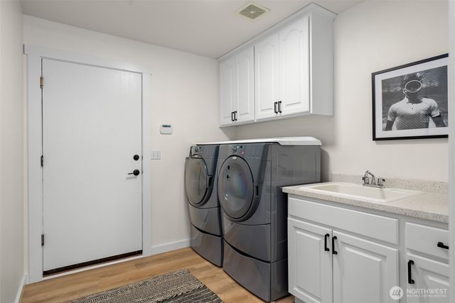 27581 Heavenly Place NE, Kingston, WA 98346