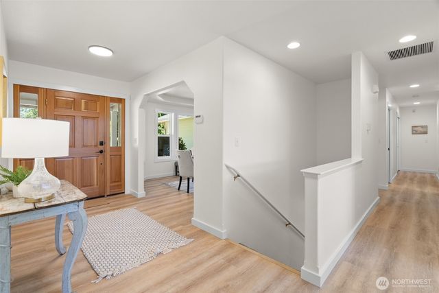 27581 Heavenly Place NE, Kingston, WA 98346