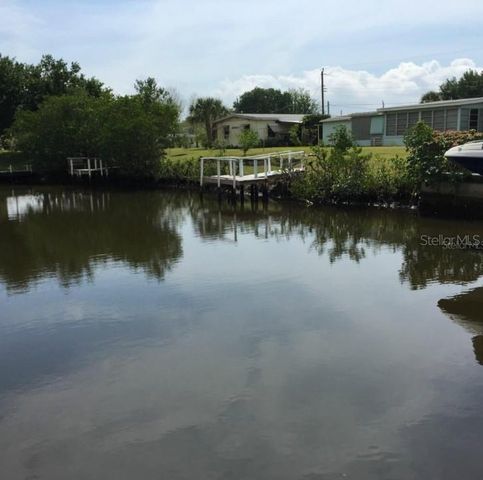 189 POINSETTIA CIRCLE NE, Port Charlotte, FL 33952