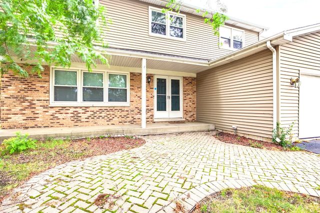 562 Applegate Lane, Lake Zurich, IL 60047