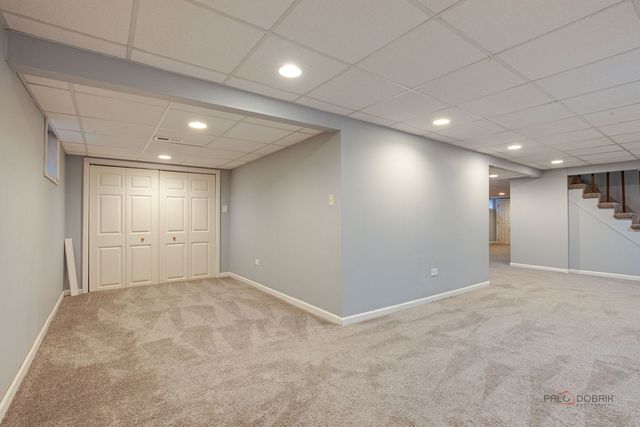 562 Applegate Lane, Lake Zurich, IL 60047