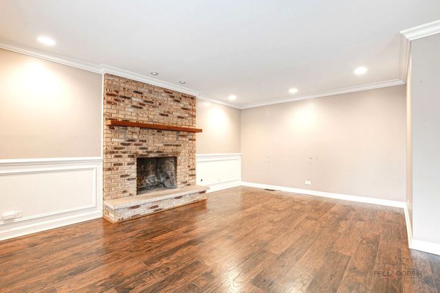 562 Applegate Lane, Lake Zurich, IL 60047