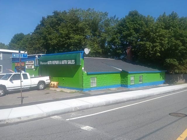 115 Whitney St, Leominster, MA 01453
