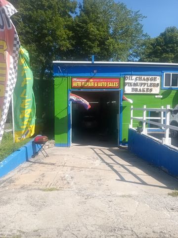 115 Whitney St, Leominster, MA 01453