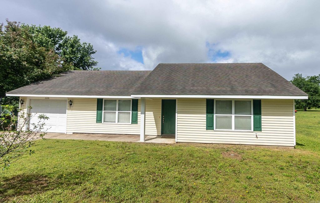 508 Cora Drive Drive, Gassville, AR 72635