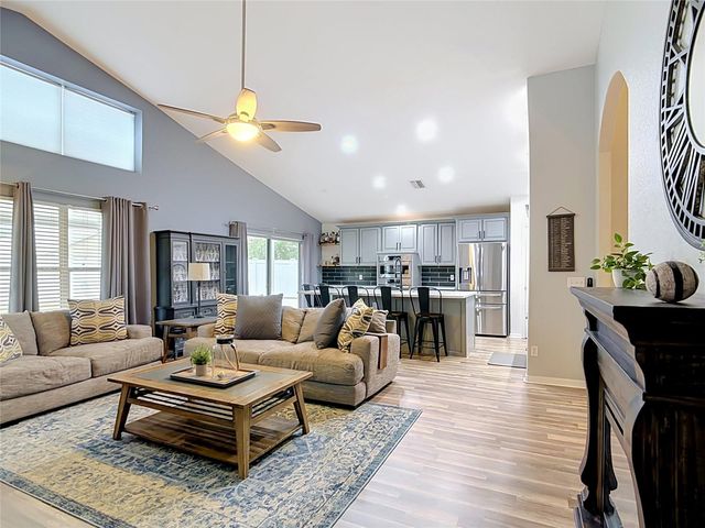 8278 PEAK AVENUE, Lakeland, FL 33810