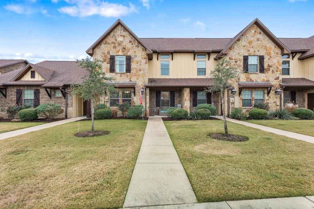 3320 Airborne Avenue, College Station, TX 77845